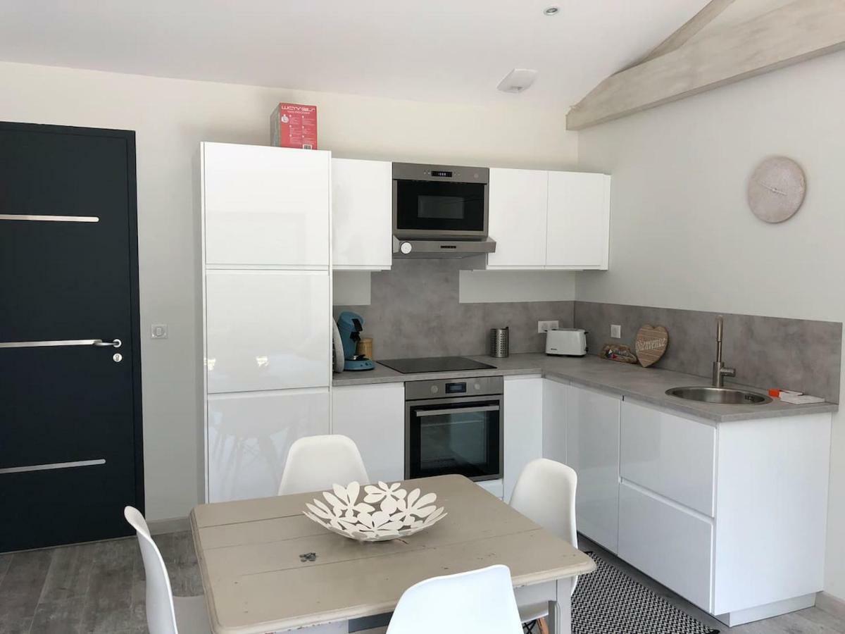 Guesthouse Proche Bordeaux Езін Екстер'єр фото
